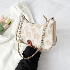 Women Fashion Floral Jacquard Canvas Shoulder Bag Small Underarm Bag With Silver Chain Strap Casual Crossbody Bag For Daily