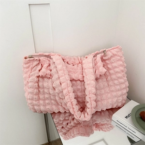 Women Large Capacity Bubble Texture Shoulder Bag Pleated Cloud Tote Bag Casual Commute PU Handbag Trendy Fashion Bag