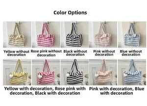 Plusieurs coloris de sacs fourre-tout à rayures avec options de charme cœur