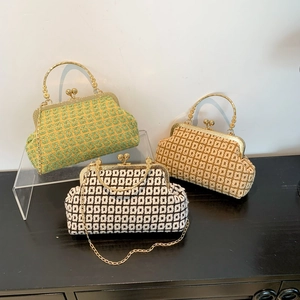 Women Vintage Woven Chain Crossbody Bag Geometric Square Pattern Evening Shoulder Bag With Kiss-lock Metallic Handle