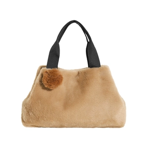 Braune Plüsch-Schultertasche aus Kunstpelz mit weichem Pompon und schwarzen Griffen