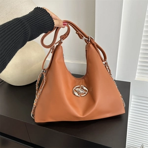 Urban Minimalist PU Leather Hobo Bag For Women Large Capacity Tote With Metal Chain Strap Solid Color Daily Shoulder Bag