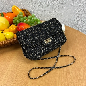 Women Vintage Tweed Plaid Shoulder Bag Elegant Woolen Chain Strap Crossbody Small Square Bag With Metal Lock Daily Fashion Bag