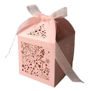 Boîte à Bonbons Creuse Découpe Laser Étoile Boîte Cadeau en Papier Perlé Avec Nœud en Ruban Pour Mariage Fête Cadeau Emballage de Chocolat Style Européen Boîtes Décoratives