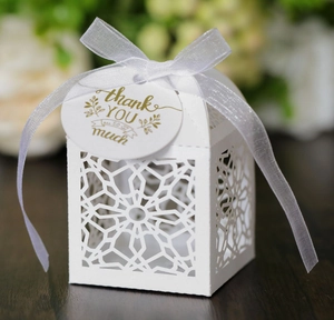 European Laser Cut Hollow Candy Box Pearlescent Paper Gift Boxes With Ribbon Wedding Party Favor Sweet Packing Case