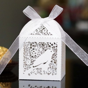 Laser Cut Bird Floral Candy Box European Wedding Favor Box With Ribbon Artificial Pearl Paper Chocolate Gift Box For Party Decoration