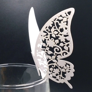 Elegant Laser Cut Butterfly Wine Glass Place Cards Artificial Pearl Paper 3D Hollow Decorative Cards For Wedding Banquet Party