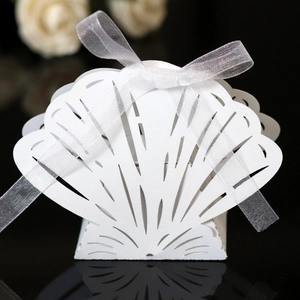 Shell Shape Laser Cut Candy Box Pearlescent Paper Wedding Party Favor Gift Box With Ribbon For Chocolate Sweets