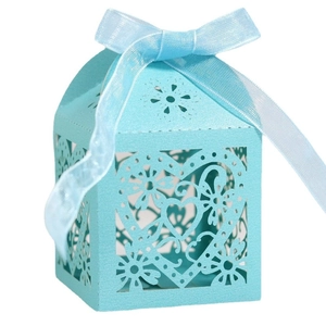 Laser Cut Heart Floral Hollow Pearlescent Paper Favor Box With Ribbon For Wedding Party Sweet Candy Chocolate Gift Packaging