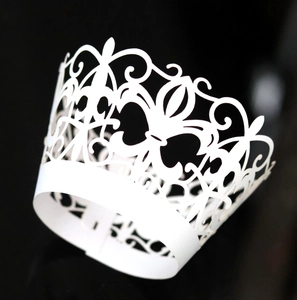 Laser Cut Artificial Pearl Paper Cupcake Wrappers Crown Lace Hollow Vine Pattern Decorative Dessert Wraps For Wedding Birthday Party Decor
