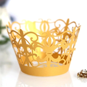 Laser Cut Artificial Pearl Paper Cupcake Wrappers Hollow Flower Crown Design Cake Liners Decoration For Wedding Birthday Party Baby Shower Elegant Dessert Table Decor