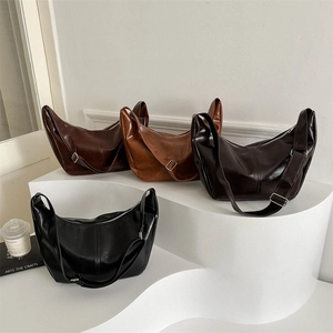 Minimalist large crescent shoulder bags in four vintage colors with adjustable straps