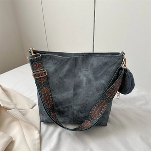 Sac Cabas Femme En Cuir PU Rétro Grande Capacité Avec Large Bandoulière Brodée Ethnique Sac Porté Épaule Hobo Décontracté