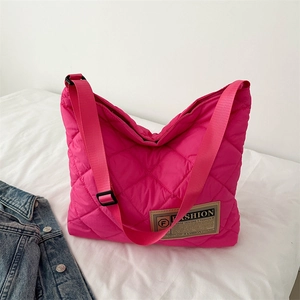 Sac Cabas Matelassé à Losanges Femme Grande Capacité Léger Sac à Épaule en Coton Rembourré pour Navette Quotidienne Sac à Bandoulière Décontracté