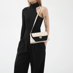 Retro color-block baguette shoulder bag with gold twist lock and chain strap