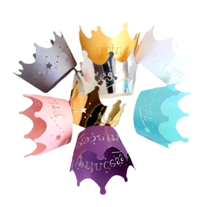 Couronnes de princesse en papier découpé au laser pour fêtes en couleurs assorties