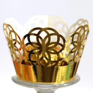 Elegant Laser Cut Hollow Cupcake Wrapper Pearlescent Paper Cake Decorating Liner For Wedding Birthday Party Muffin Cup Decoration