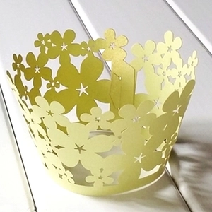Laser Cut Floral Cupcake Wrappers Hollow Artificial Pearl Paper Cake Cups For Wedding Birthday Party Dessert Table Decoration
