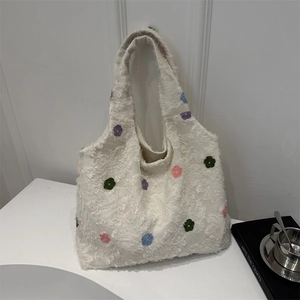 Sac Fourre-tout en Tricot pour Femmes Style Japonais Coréen Avec Imprimé Cœur et Broderie Florale Sac à Bandoulière Grande Capacité