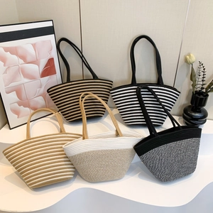 Grands sacs seaux en coton rayé en cinq couleurs pour la plage et l'usage d'été