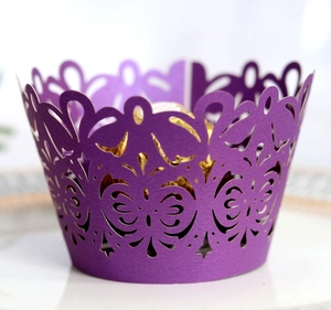 Pirottini per cupcake viola scuro con taglio laser per decorazioni di nozze e feste