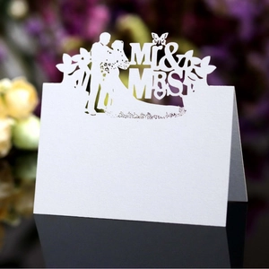 Laser Cut Mr And Mrs Butterfly Silhouette Place Cards Pearlescent Paper Wedding Banquet Table Name Cards Foldable Seating Cards