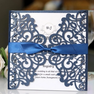 Partecipazione di Matrimonio Tagliata al Laser in Carta Perla Artificialta Fiocco a Farfalla Traforato Eleganti Biglietti d'Auguri