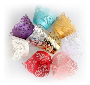 Set de envoltorios para cupcakes de mariposa cortados con láser para decoración de bodas