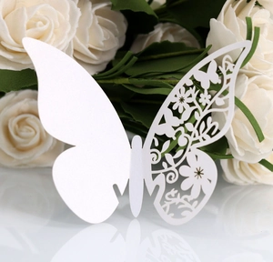 Papillon 3D en papier découpé au laser pour décoration de mariage et verre à vin