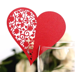 Heart Shaped Laser Cut Cup Place Cards Pearlescent Paper Hollow Floral Wine Glass Decorations For Wedding Banquet Party Table Decoration