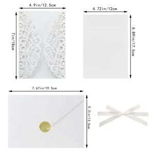 Tableau des tailles montrant les dimensions de l'invitation de mariage au laser et enveloppe