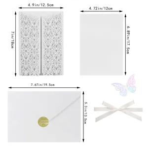 Tableau des tailles pour invitations de mariage découpées au laser avec ruban et enveloppe