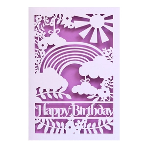 Carte d'anniversaire découpée au laser avec arc-en-ciel et fleurs violet blanc