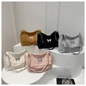 Five pleated PU messenger bags with metal butterfly buckles in diverse stylish colors