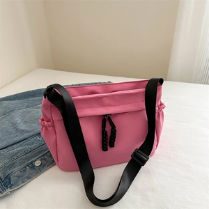 Women Large Capacity Nylon Tote Bag Casual Color Block Shoulder Bag Lightweight Daily Commute Sports Crossbody Messenger Bag