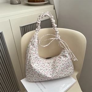 Sac À Bandoulière Hobo En Nylon À Imprimé Floral Pour Femme Avec Bandoulière Froncée Sac À Main Doux Et Frais Pour Le Quotidien