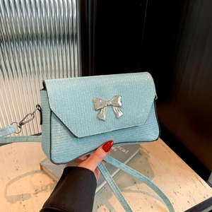 Damen Mode PU Glitzer Umhängetasche Mit Metall Schmetterling Dekoration Stilvolle Quadratische Schultertasche Für Party Alltag