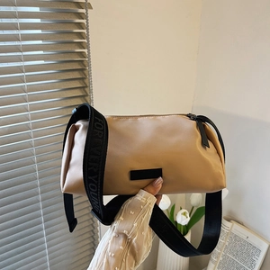 Women's Urban Minimalist PU Leather Axillary Bag Stylish Shoulder Bag With Wide Letter Strap Casual Daily Crossbody Bag