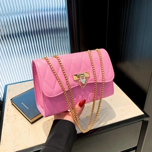 Urban Minimalist PU Leather Rhombic Quilted Shoulder Bag Gold Chain Strap Magnet Lock Square Crossbody Bag Fashion Satchel