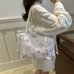 Sac à bandoulière grande capacité avec imprimé papillon et glands à cordon stylés