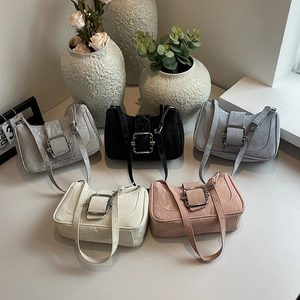 French style large capacity crossbody bag in five assorted colors with metal buckle