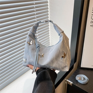 Sac à Épaule en Nylon pour Femmes Grande Capacité Fourre-Tout Tendance Décoration Papillon Hobo Décontracté Texture Marbre Ridée