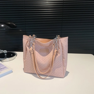 Women Large Capacity Woven PU Leather Tote Bag Minimalist Shoulder Bag With Chain Strap Fashion Letter Patch Commuting Handbag