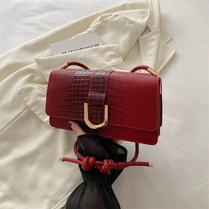 Sac Sous le Bras Vintage en Cuir PU à Motif Crocodile pour Femmes Sac à Épaule Mode Urbaine Simple avec Boucle en U Dorée
