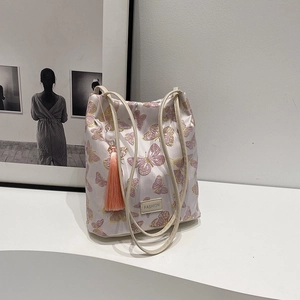 Sac à Épaule en Nylon Style Chinois pour Femmes Broderie de Papillon Décor de Glands Grande Capacité Sac Seau Fourre-Tout