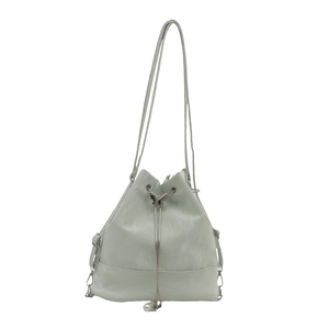 Sac seau vert menthe avec cordon, breloques en perles et curseur papillon métal