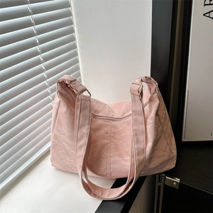 Women Large Capacity Pleated Texture Nylon Tote Bag Minimalist Shoulder Hobo Bag Leisure Commuter Daily Handbag