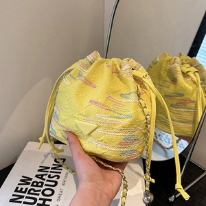 Borsa a Secchiello da Donna in Nylon Ricamo a Onde Colorate Coulisse Borsa a Spalla Moda Catena Tracolla per Appuntamenti Quotidiani