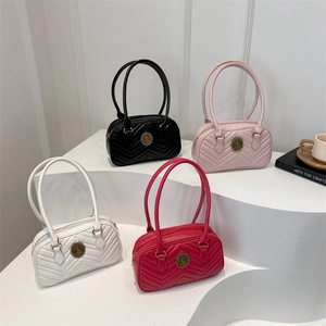 Quilted large capacity faux leather shoulder bags in four colors with gold logo