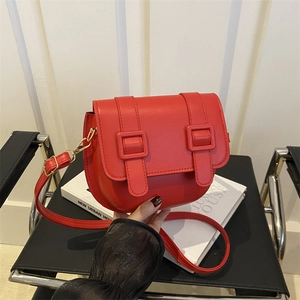 Women's Fashionable PU Leather Saddle Bag Retro Simple Shoulder Crossbody Bag With Adjustable Strap For Daily Commuting